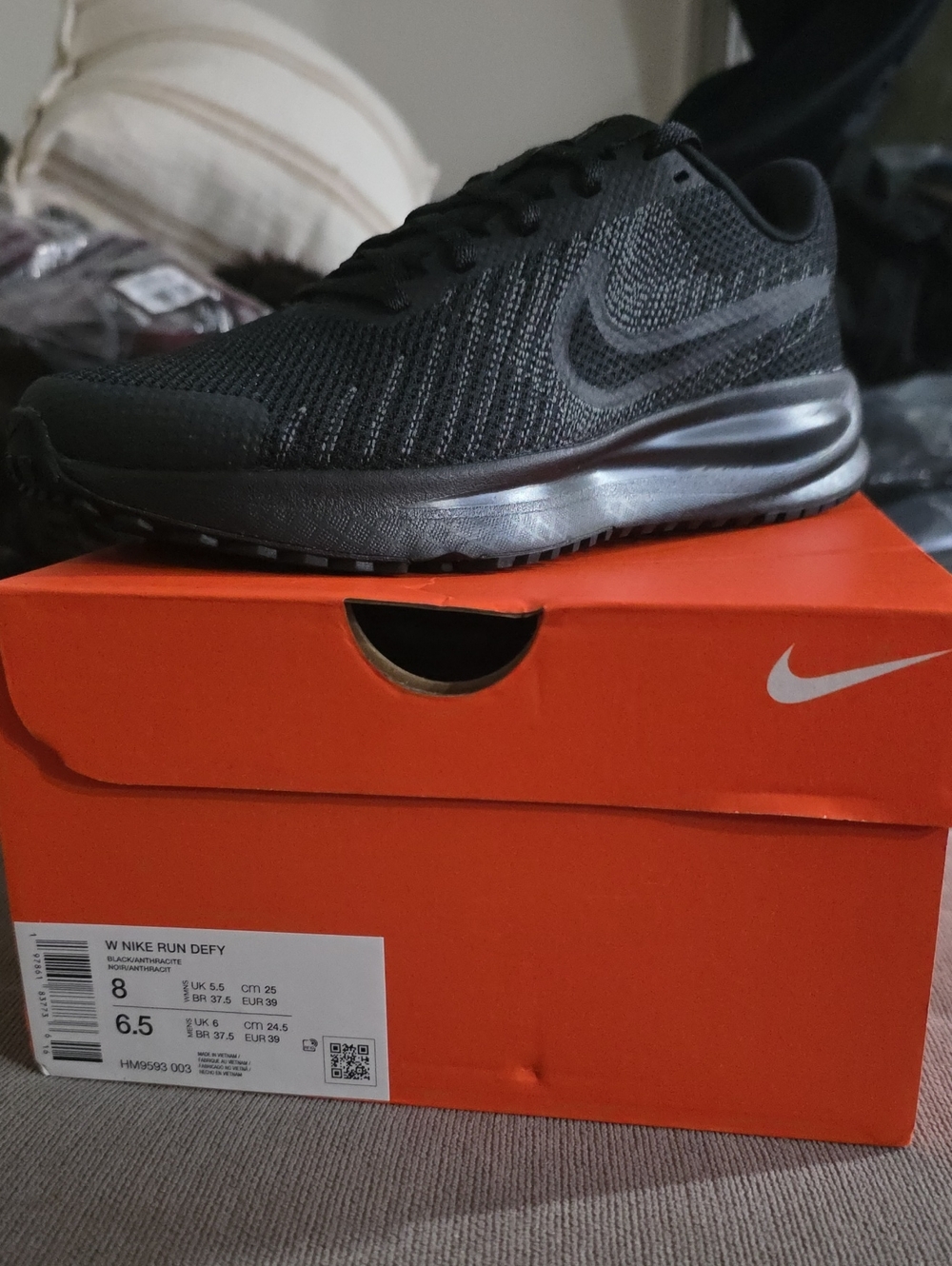 Nike Black Knit Mesh Run Sneakers - Picture 2 of 3